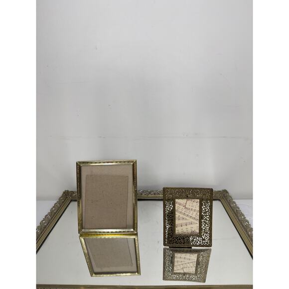 Set of Two Vintage Gold Metal Frames, Small Gold Filigree Frame - Picture 10 of 10